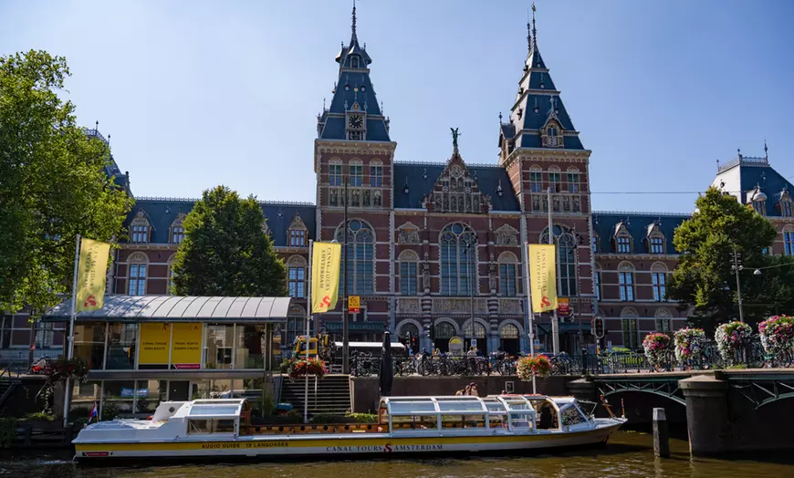 Image 1: Amsterdam vanaf het water: rondvaart van 60 of 75 minuten