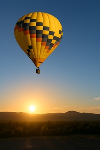 Hot Air Balloon Ride w/ a Cider, Champagne/ or Mimosa Toast for 1, Valid  to - Gentle Breeze Ballooning Mesa, Arizona