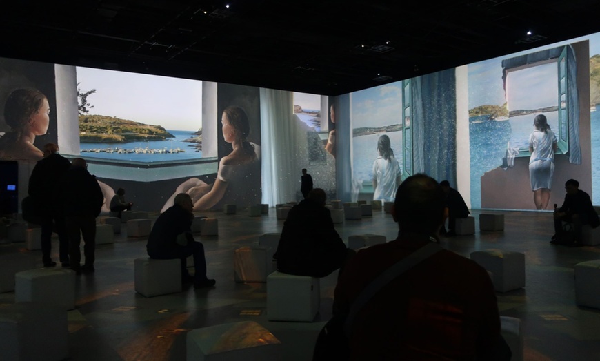Image 4: Voyage haletant dans l'univers surréaliste de Dalí