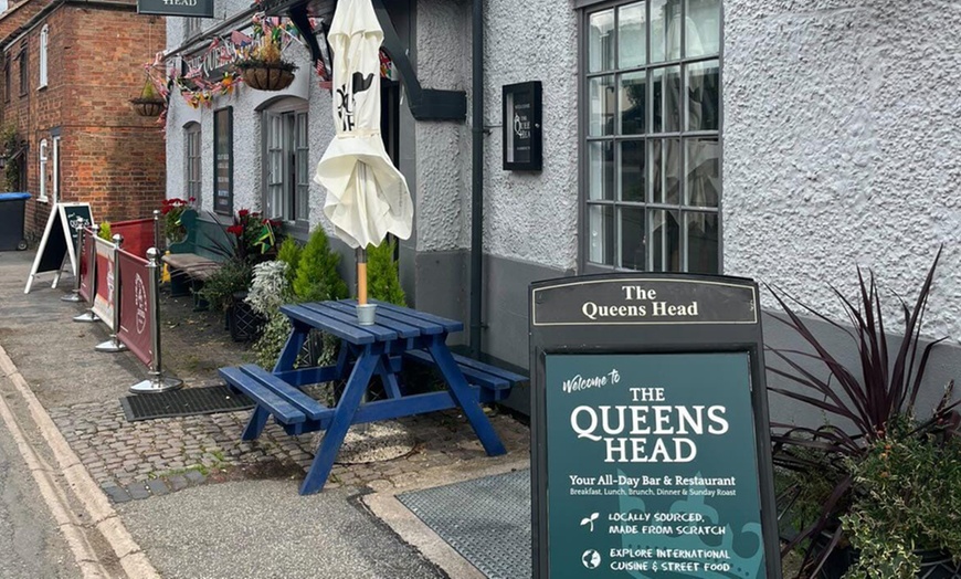 Image 5: Feast on a 8oz Butcher’s Steak with Chips & Drink for Up to 4