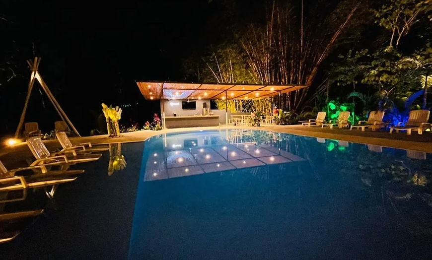 Image 4: ✈ 4-Night Adults Only Manuel Antonio Costa Rica Trip w/ Air & Car