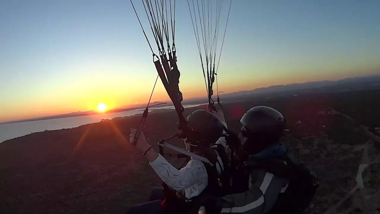 Vuelo en parapente biplaza para 1 o 2 personas en Alicante