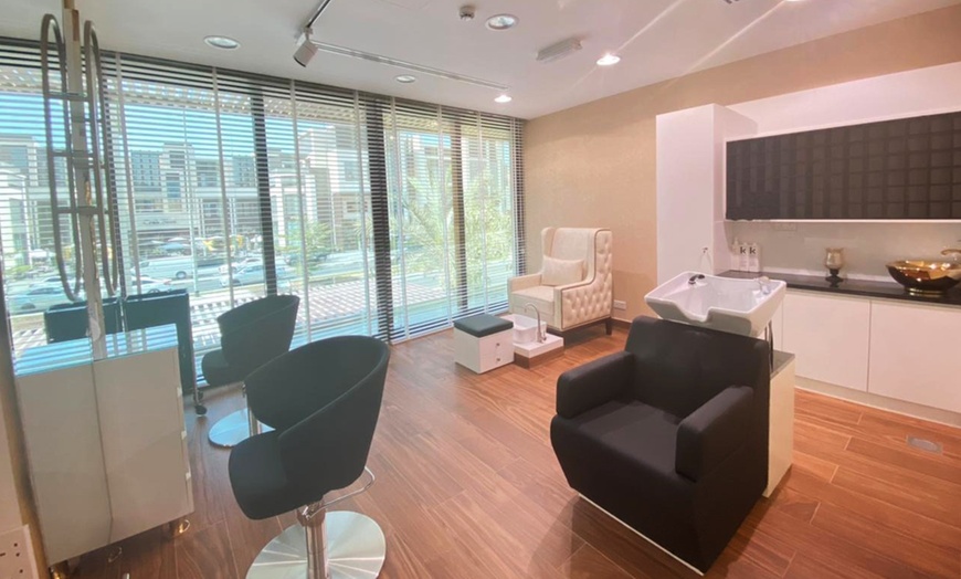Image 3: Choice of Salon - Beauty Package with Choice of Service(s)