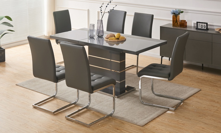 Image 1: Extendable 7-Piece Dining Set