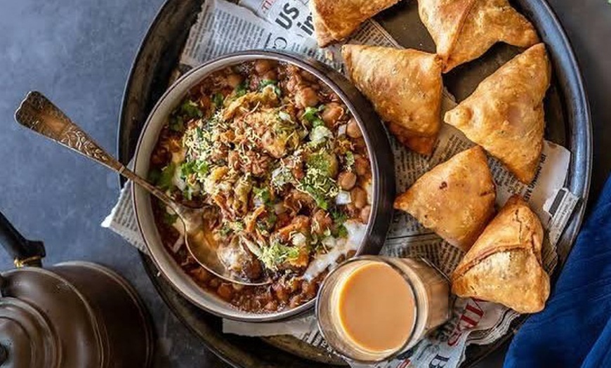 Image 6: Banquet Feast for Two, Three, Seven, or Ten People