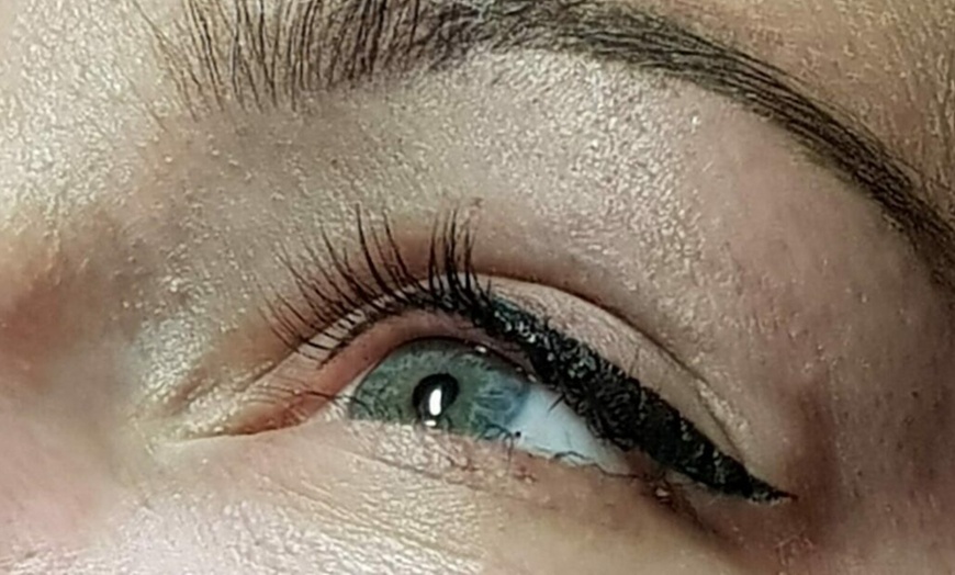 Image 2: Up to 61% Off on Makeup - Permanent at The Beauty Spot GC