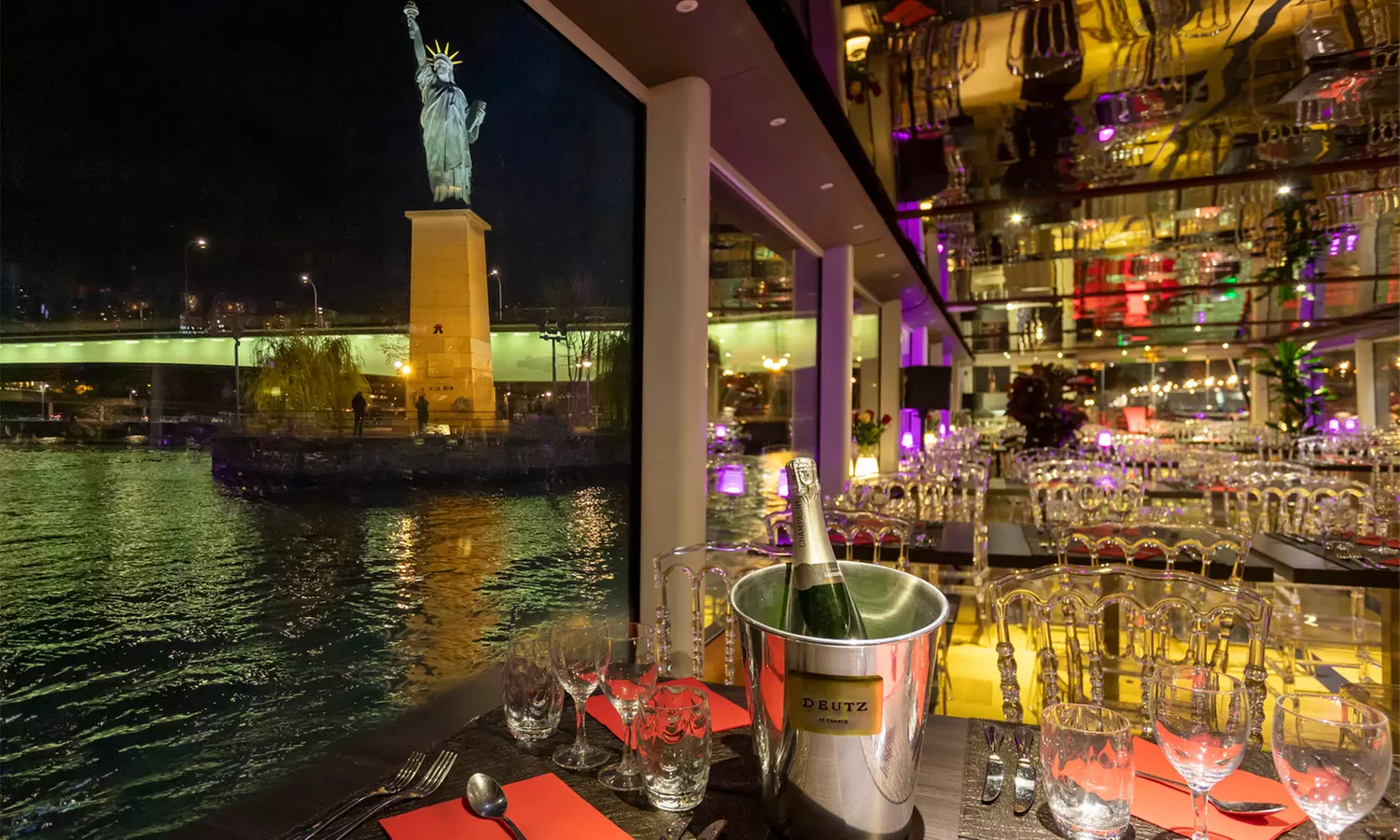 Flânerie sur la Seine accompagnée d'un menu bistronomique