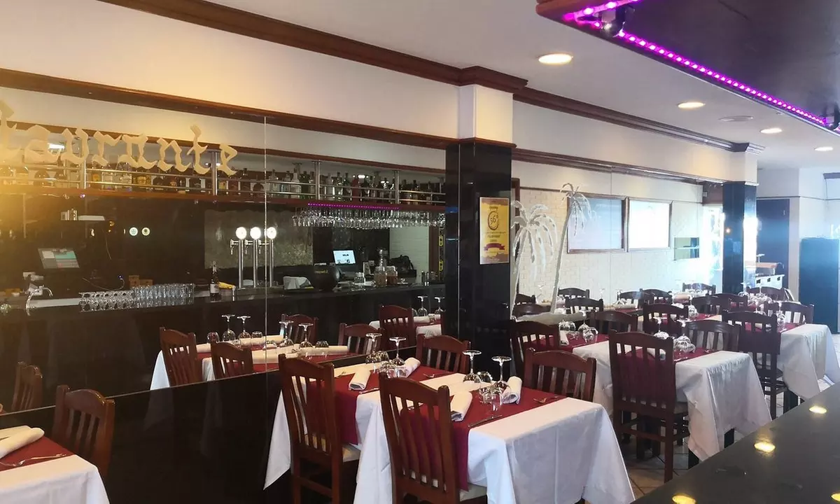 ¿Antojo de parrillada? Menú clásico o prémium para 2 con opción a vino