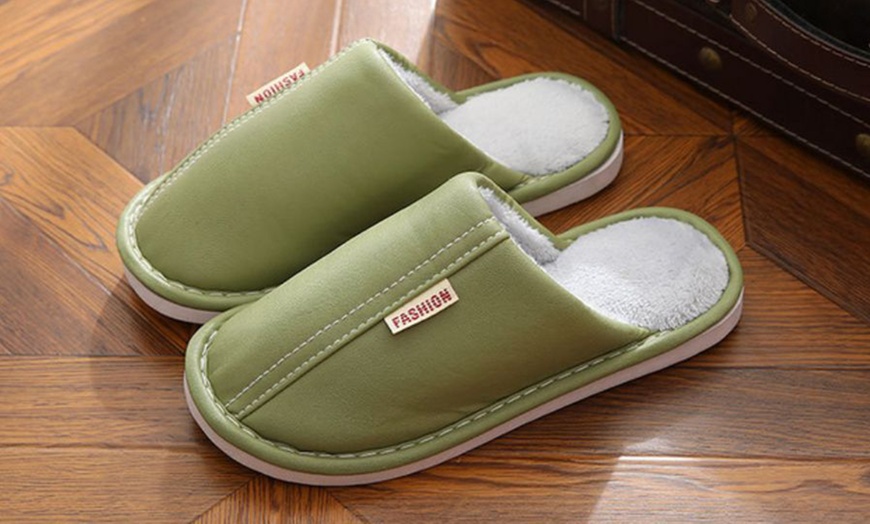 Image 3: Unisex Warm Slippers