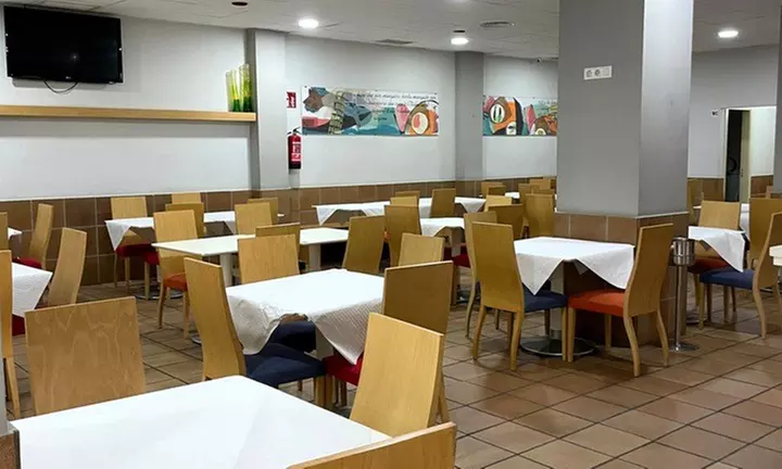 Menú italiano para 2 o 4 con entrantes, platos principales y bebidas