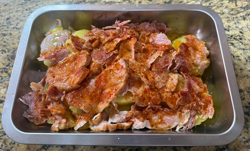 Image 6: Picoteo que te veo: menú de raciones con postre y bebida para 2 o 4