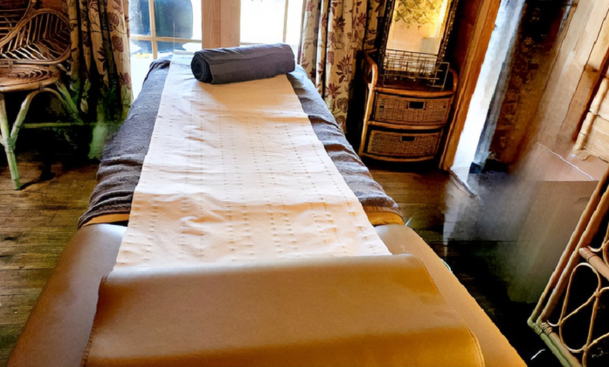 Image 4: Relax and Unwind with 30, 60 or 90-Minute Choice of Massage 