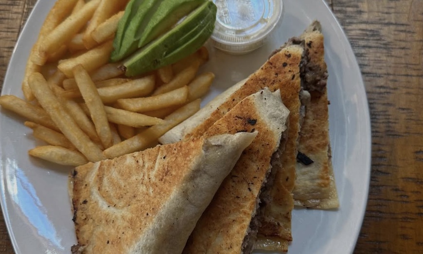 Image 3: Savor with $30, $50 or $70 Towards Food and Drinks 