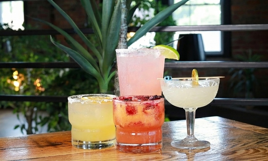 Image 4: Enjoy authentic Mexican cuisine at Que Onda Tacobar