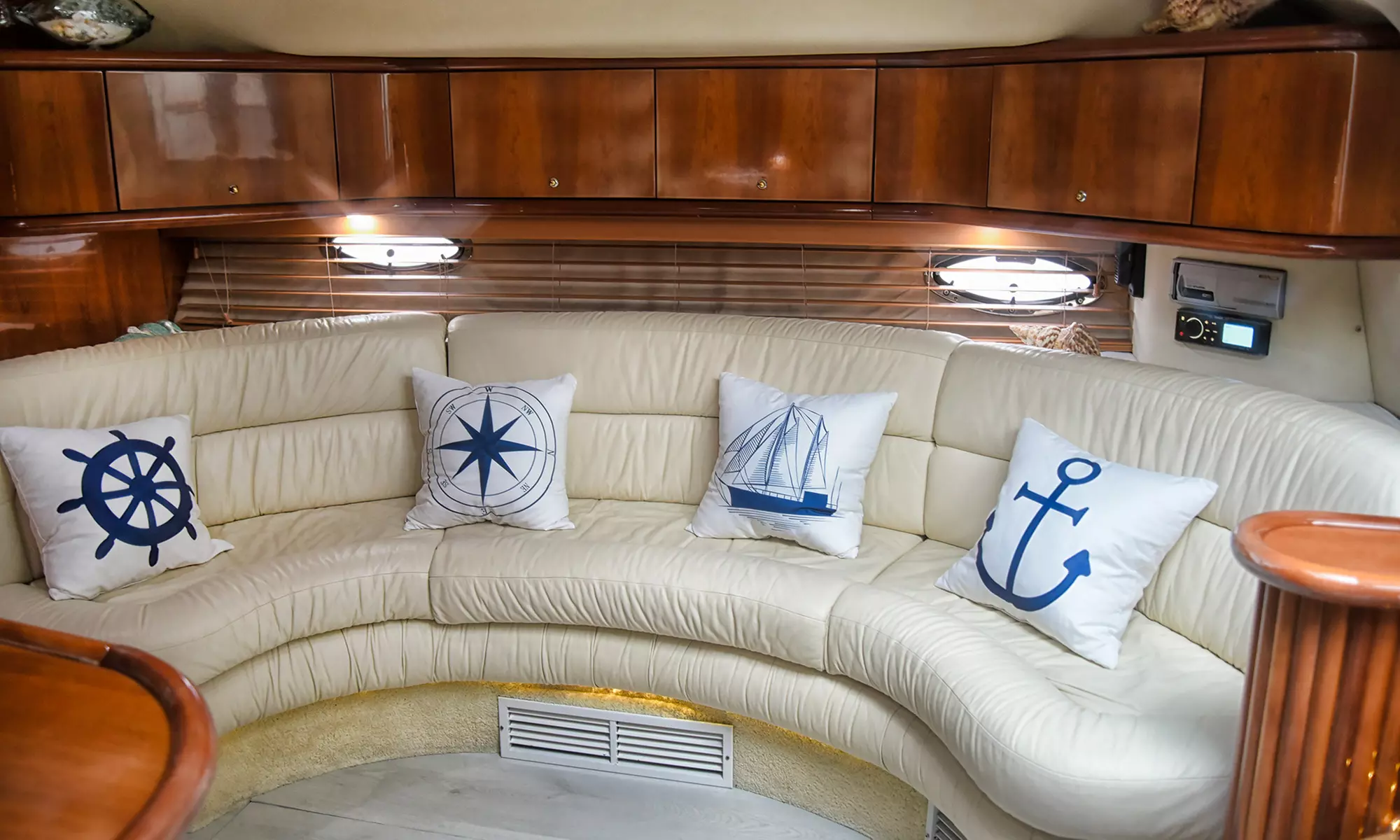 3, 4, 5 or 6-Hour Luxury 46ft Yacht Rental up to 12 People
