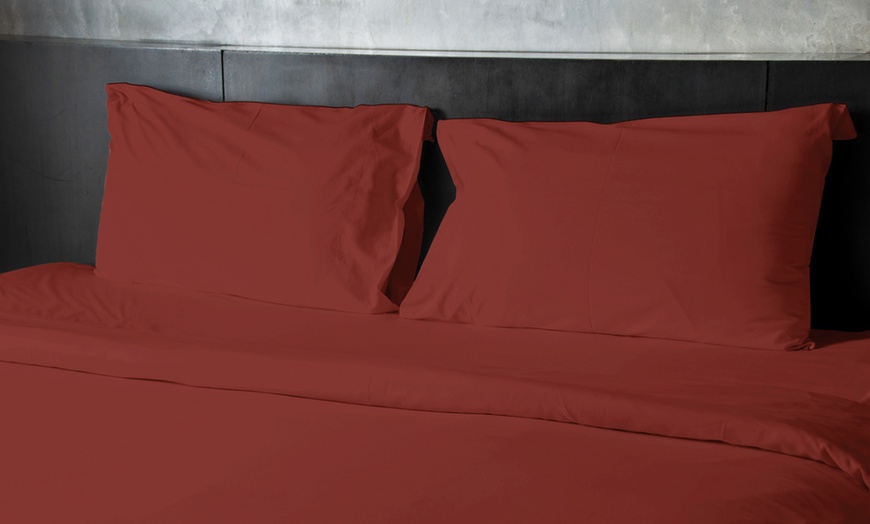 Image 7: King Size Bamboo Comfort 4-Piece 1800 Count Bedding - EXTRA SOFT DEEP SHEETS