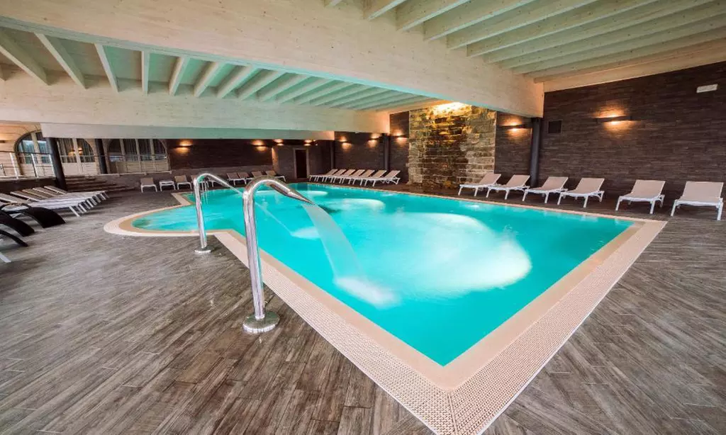 Lago di Garda 4*: Soggiorno con colazione o mezza pensione e Spa