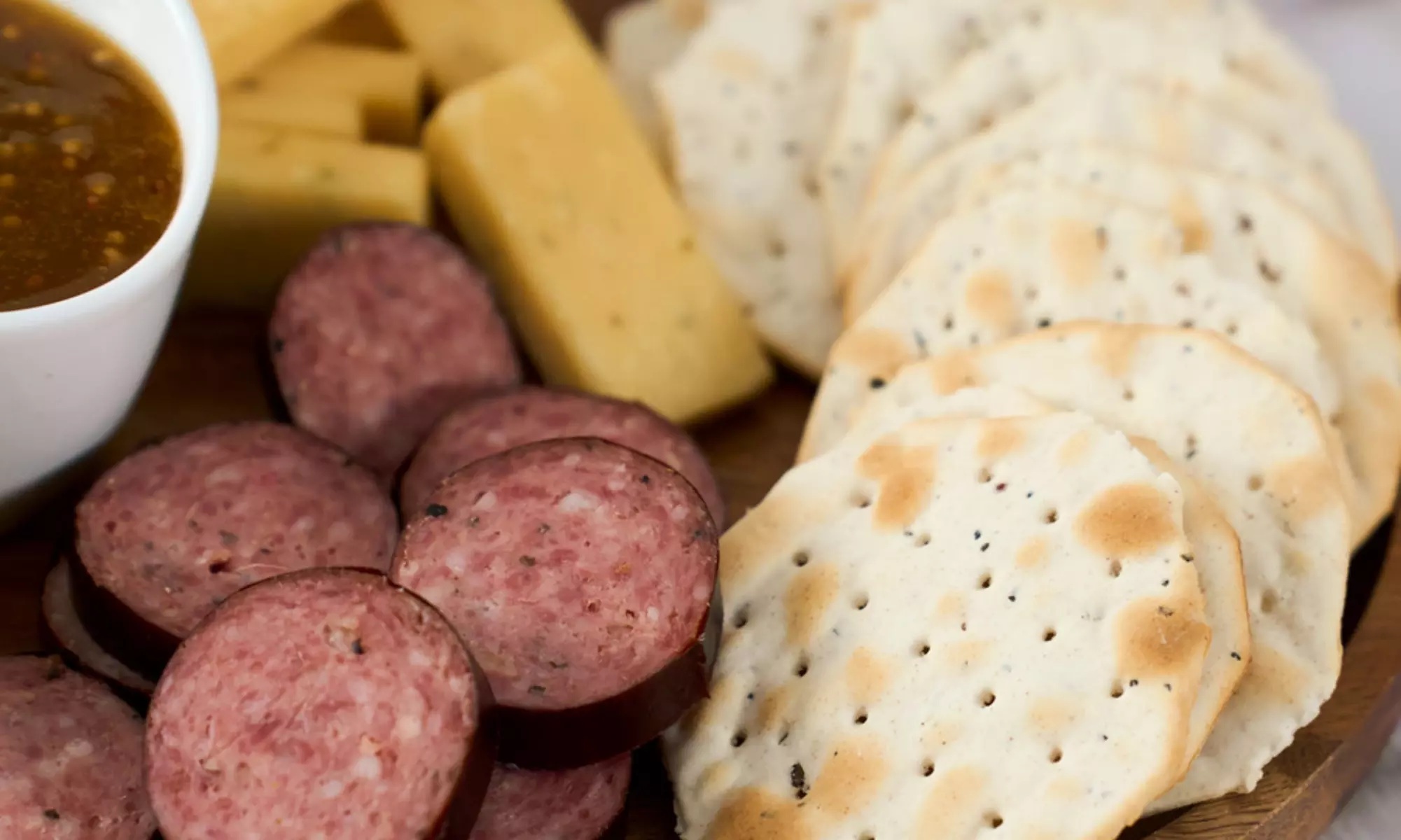 Up to 30% Off on Premium Meat, Fruit, Cheese & Chocolate Gift Baskets