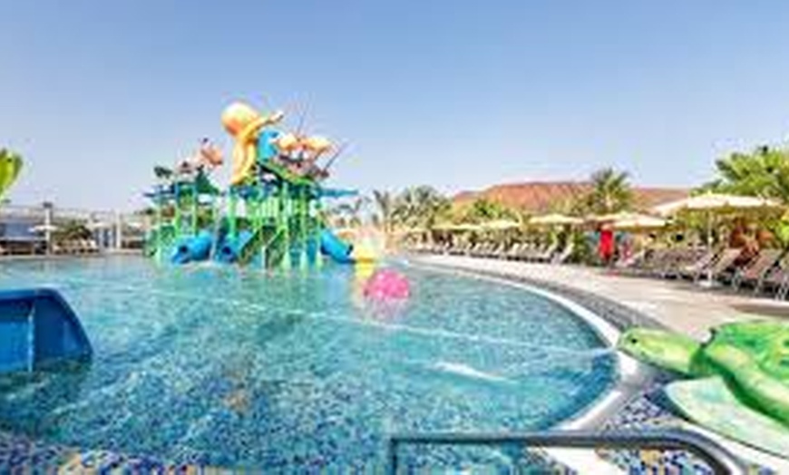 Image 27: Entrada para niño o adulto a parque acuático Aqualava en Lanzarote