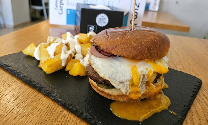 Image 7: Menú burger Experience o Experience Deluxe con hamburguesas selectas