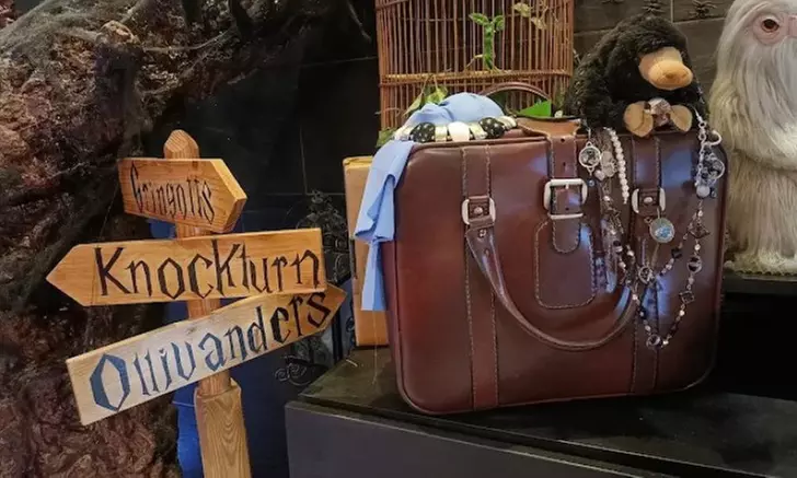 Menú de almuerzo o cena picoteo para 2 o 4 pax en restaurante temático