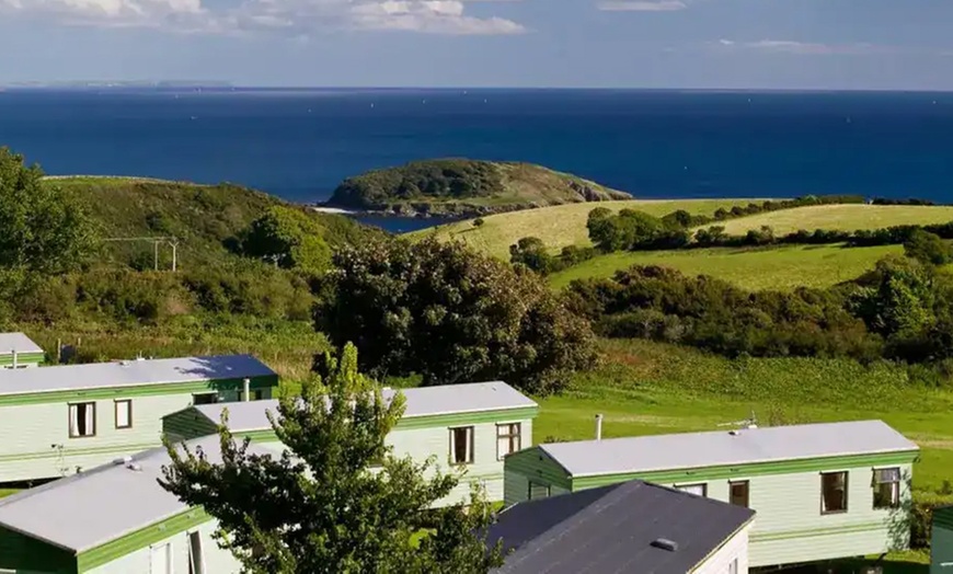 Image 20: Cornwall Getaway: Stay Up to 7 Nights by the Sea