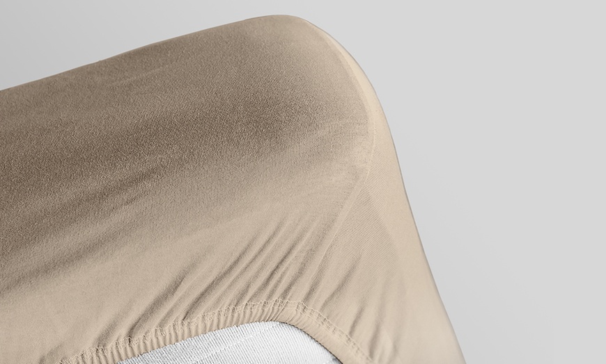 Image 10: Lenzuolo sotto con angoli in microfibra Made in Italy