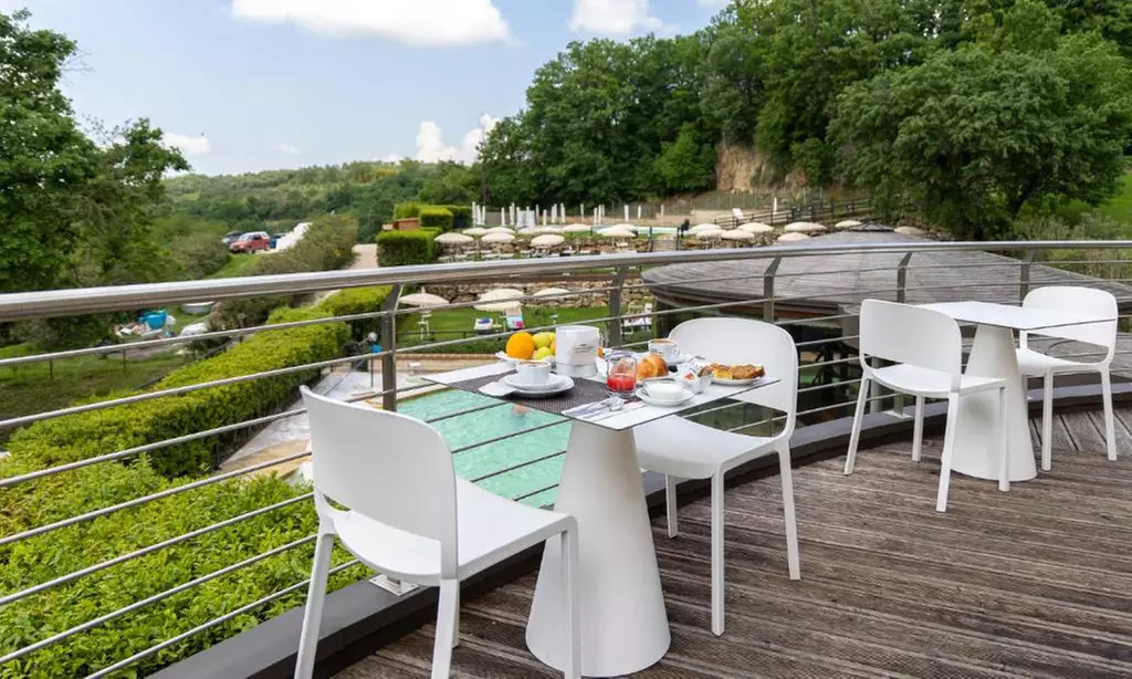 Maremma 4*: 1 o 2 notti in monolocale con mezza pensione e Spa