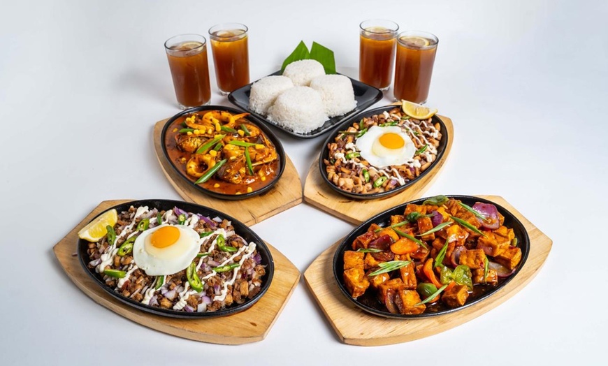 Filipino Food And Beverages At Cuisinerong Pinoy Restaurant 