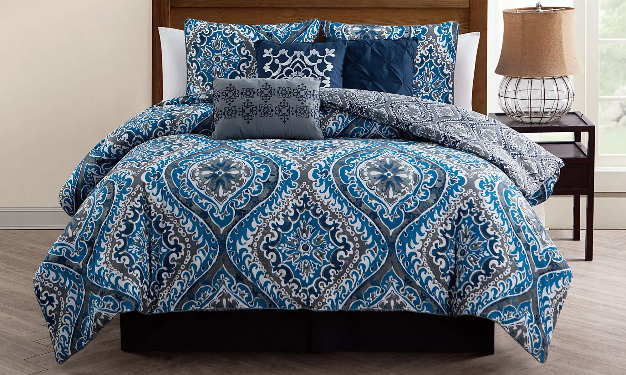 Callais Comforter Set (7-Piece) - Primary Image