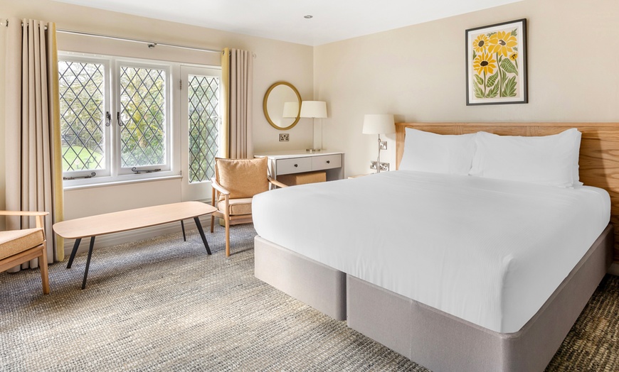 Image 23: Rolling Hillside Retreat in Devon: Scenic Apartment Stay up to 6