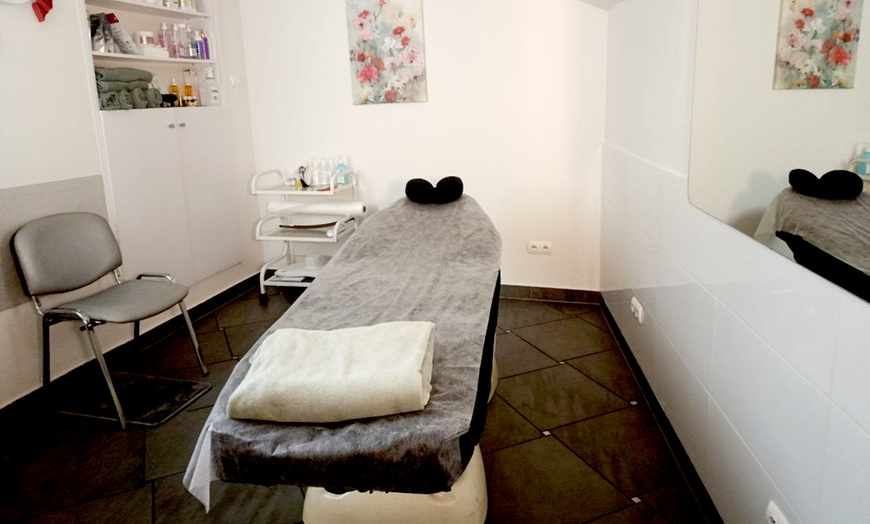 Image 2: Regeneracja i odprężenie: masaż karku, leczniczy, klasyczny i więcej