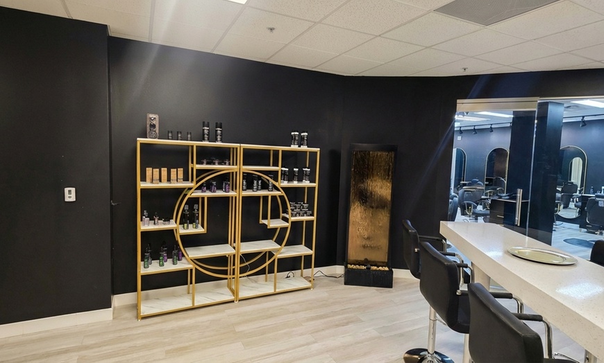 Image 6: 60, 90, or 120-Minute Head spa with Scalp Analysis for Couples & More