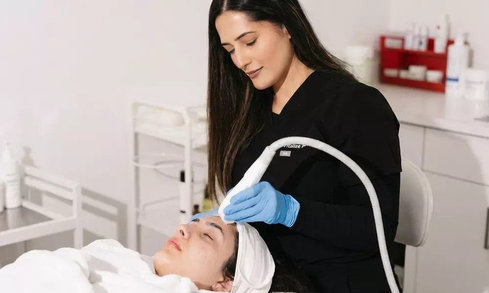 One, Two, or Three 30-Minute Hydradermabrasion Treatments