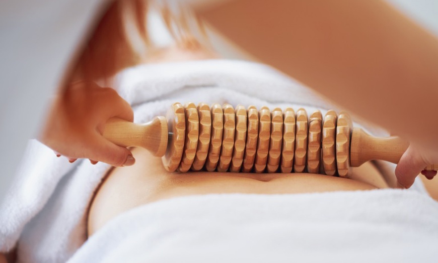 Image 3: 1 or 2 45-Minute Full Body Slimming Treatments with Optional Head Spa
