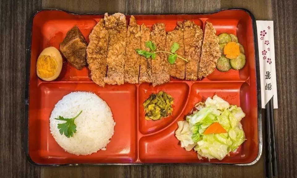 Discover Authentic Flavors: $40 or $80 Towards Chinese Cuisine