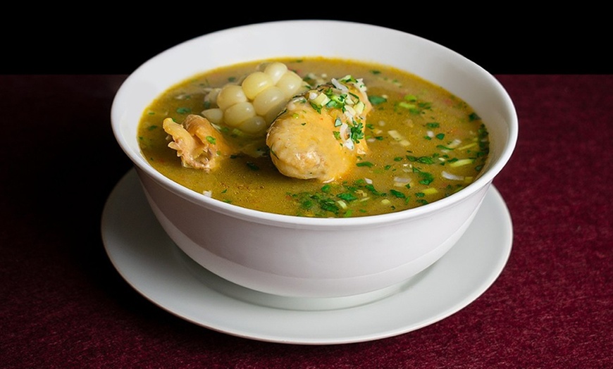 Image 10: Sabores únicos: menú ecuatoriano para 2 o 4 personas