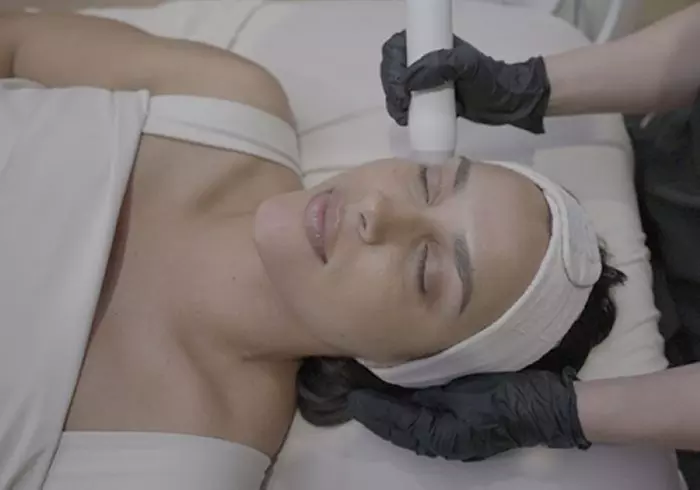 Up to 45% Off Salmon DNA Infused BB Glow — Achieve Glass-Skin Radiance Instantly (1–3 Sessions) - Image 2