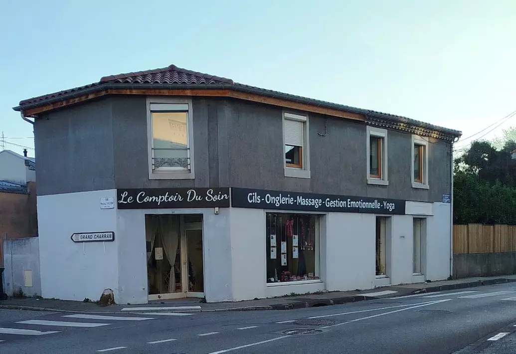 Head spa et / ou massage au Comptoir du Soin à Valence
