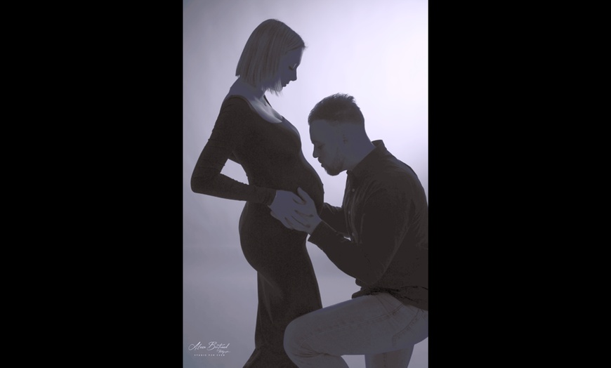 Image 4: Mini-séance photo : souvenirs authentiques et clichés professionnels