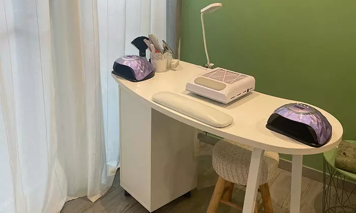 Rehaussement de cils avec teinture ou extension de cils