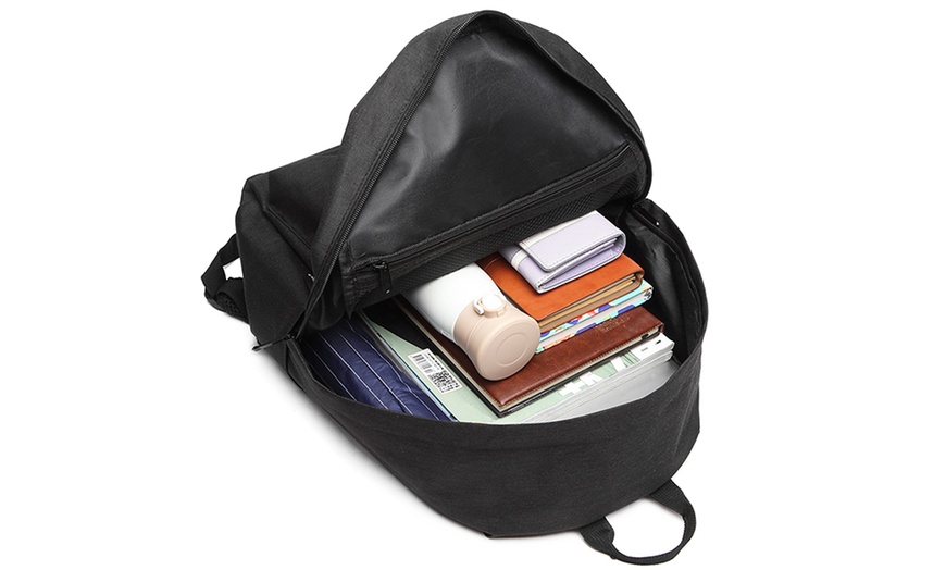 Image 3: Mochila escolar con correas acolchadas y múltiples bolsillos