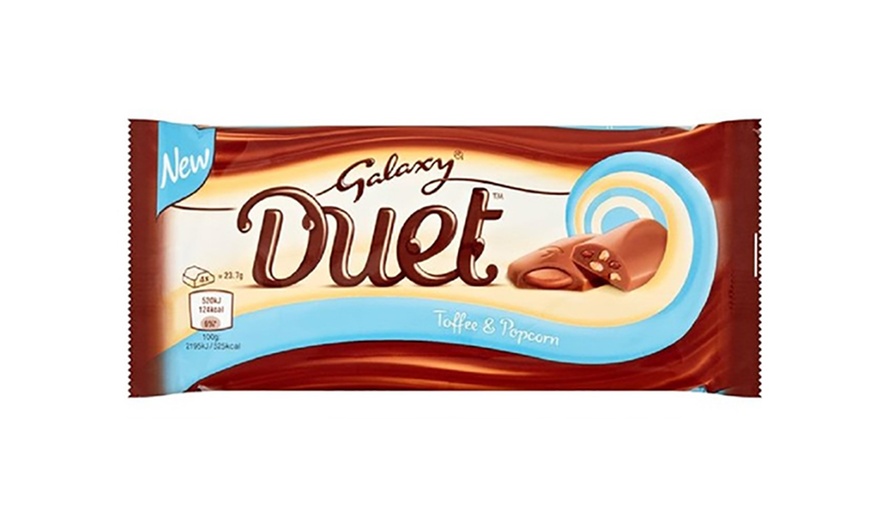 Image 4: 24 Galaxy Duet Chocolate Bars