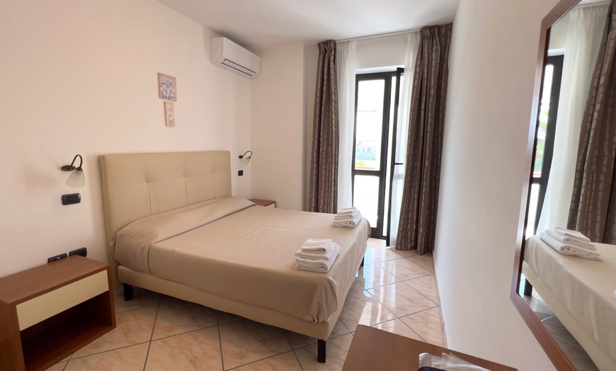 Image 3: Capaccio Paestum: 7 notti con pensione completa e servizio spiaggia