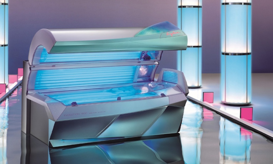 Image 6: Altijd zomer in Rotterdam! Regular of Premium Session zonnebank