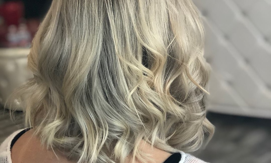 Image 3: Luxurious Highlights, Haircut, and Deep Conditioning Treatments