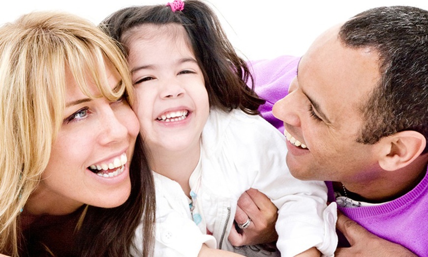 Image 2: Mother and Daughter Photoshoot