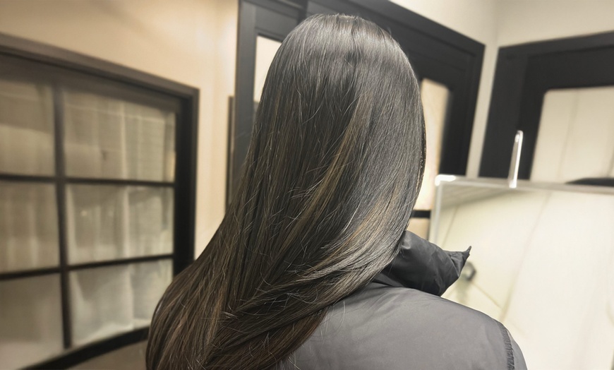 Image 3: Frizz-Free Hair with $100, $200, or $350 Towards Keratin Treatments