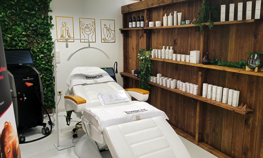 Image 4: Microneedling für das Gesicht inkl. Hyaluron & opt. Maske für 1 Person