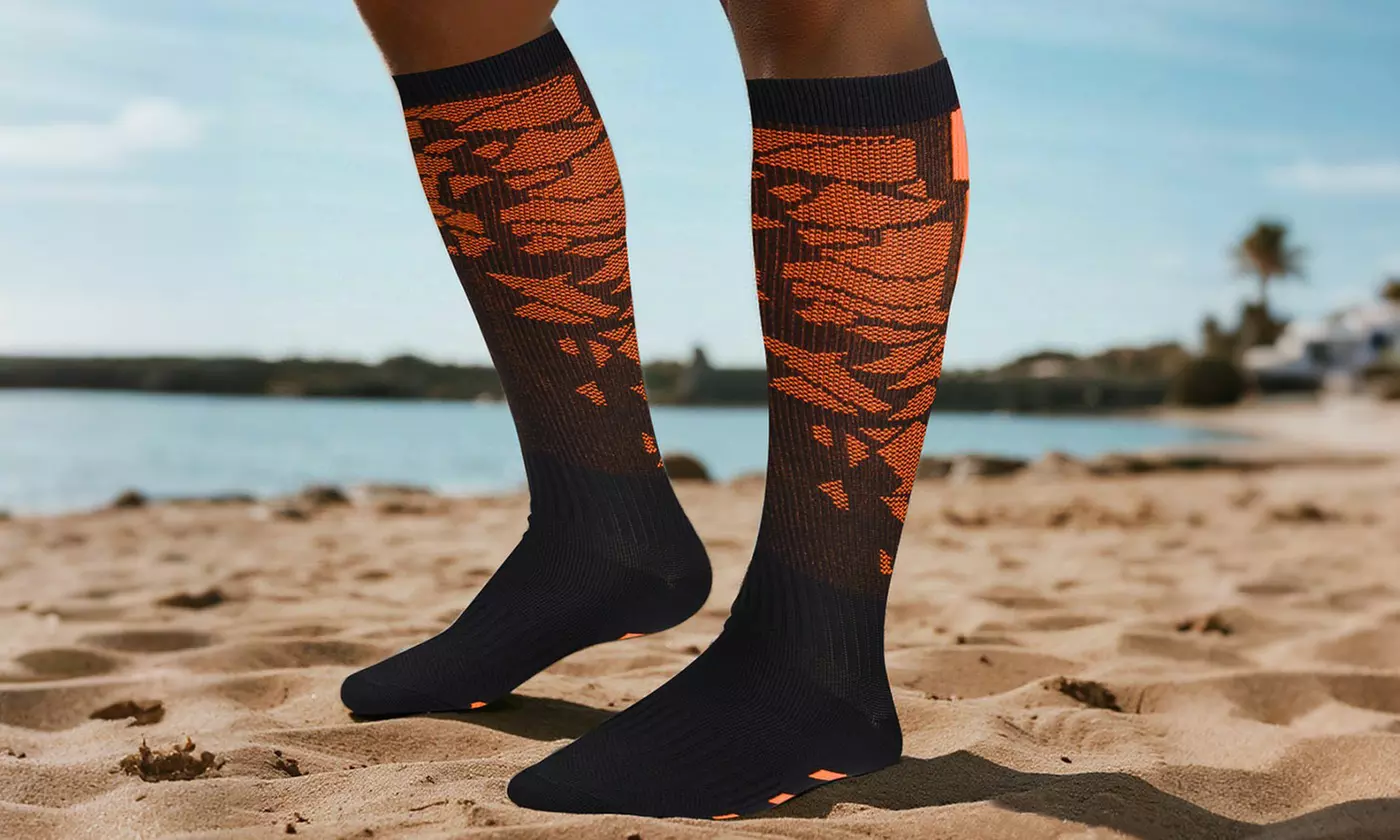 6 Pairs Knee-High Graduated Compression Socks 15-20 mmHg for Nurses Running